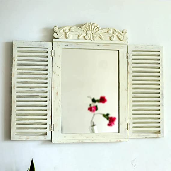 Giovanni Farmhouse Flair Wall Mirror