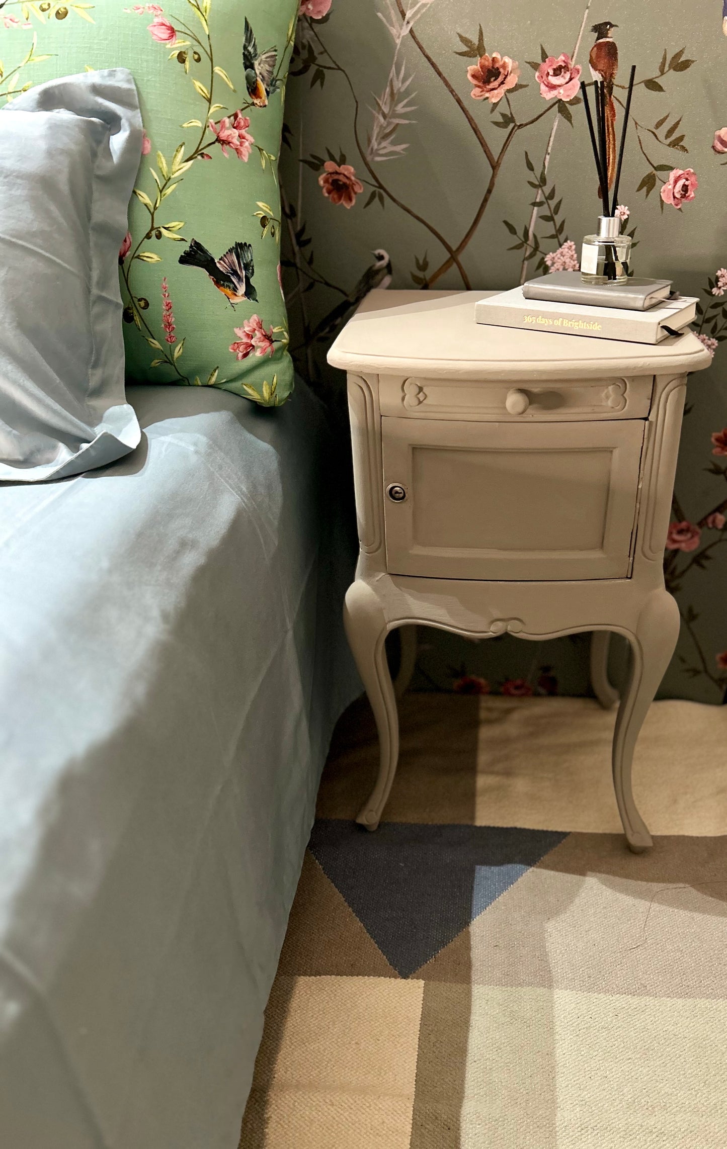 Francesco Nightstand With Storage