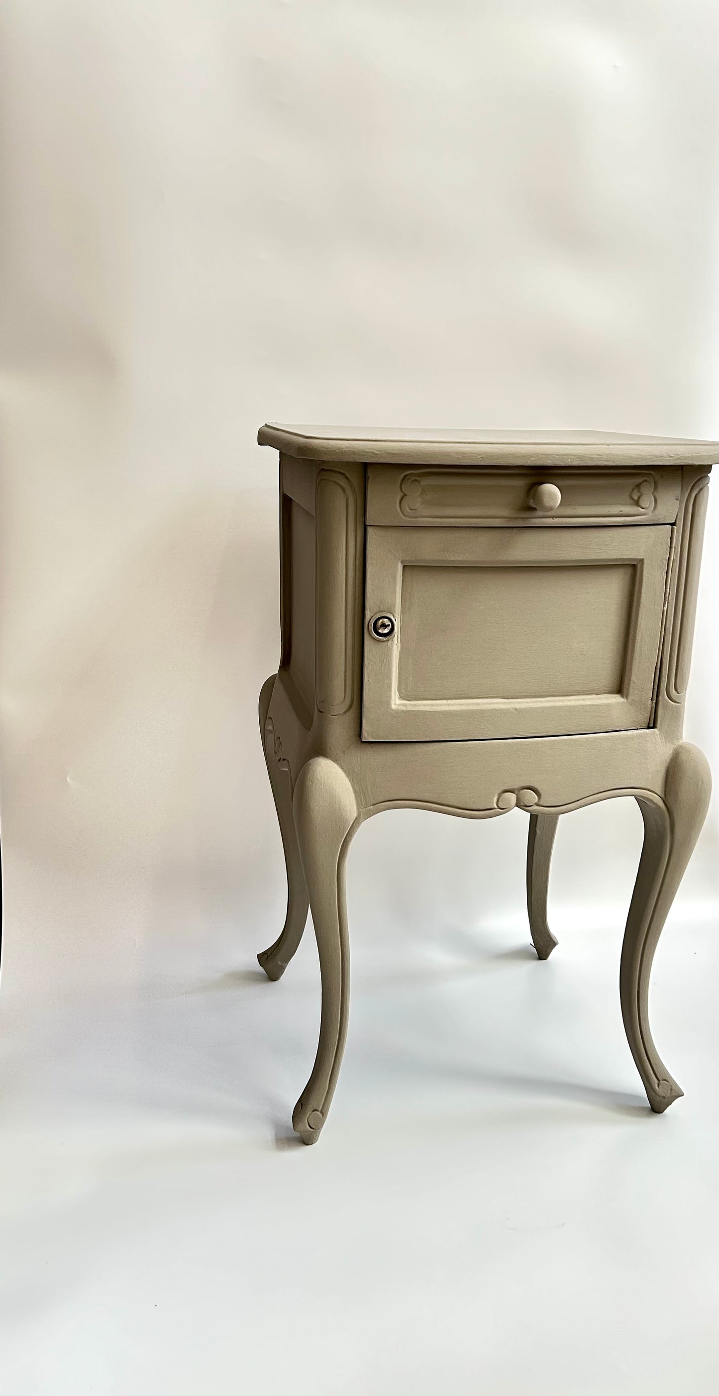 Francesco Nightstand With Storage