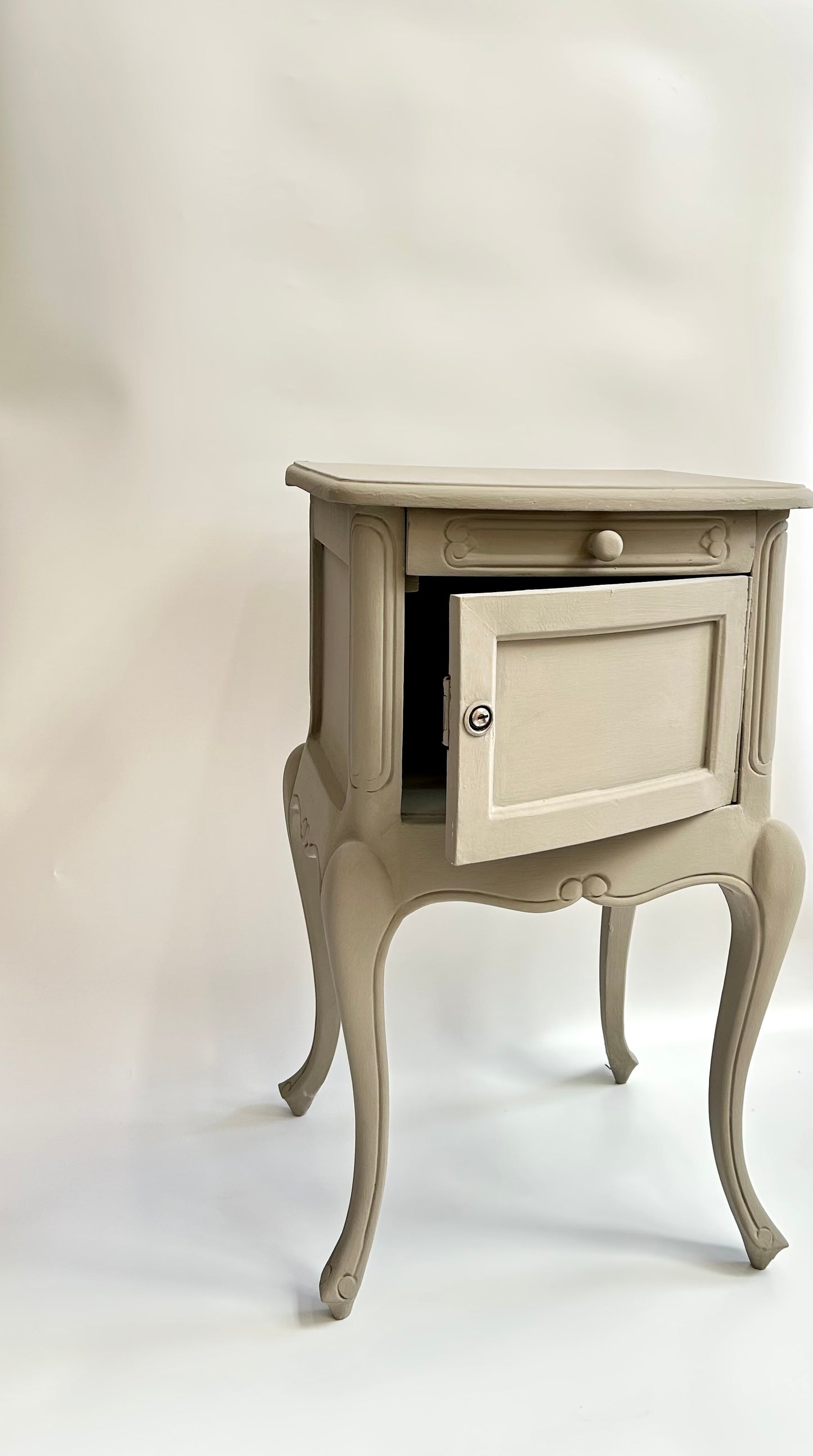 Francesco Nightstand With Storage